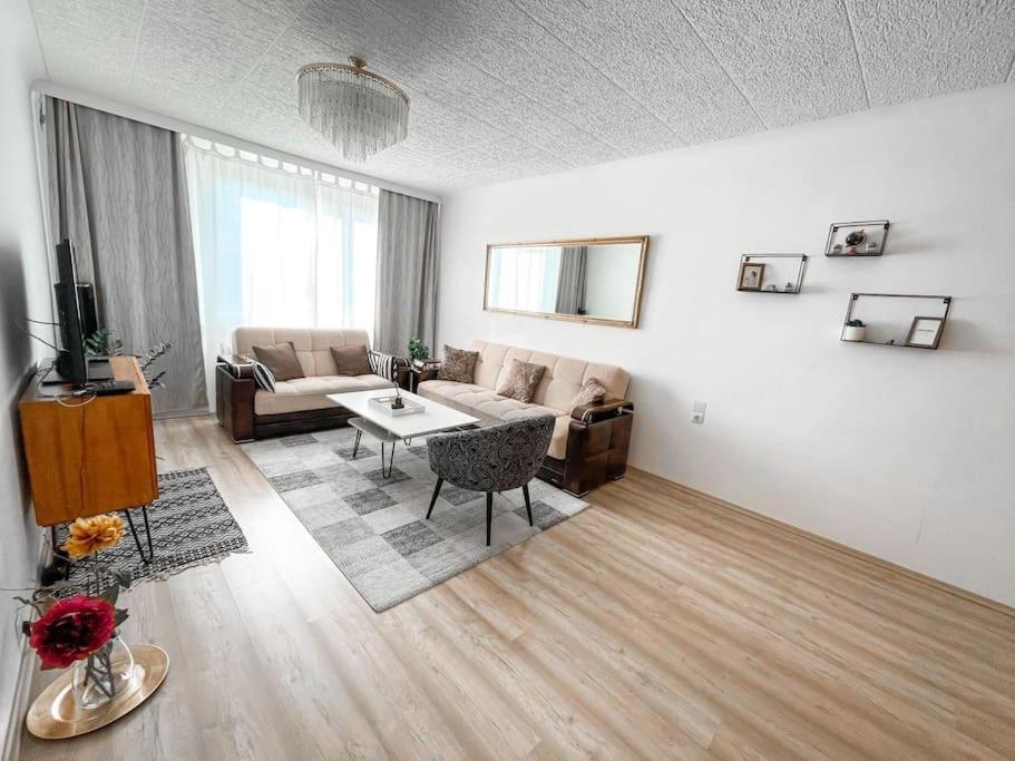 Best Rated Central Apartment Vienna - Ac, Wifi, 24H7Days Self Check-In, Board Games, Netflix Dış mekan fotoğraf