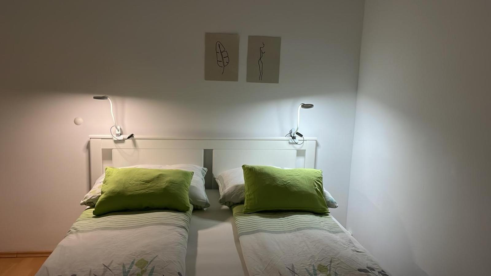 Best Rated Central Apartment Vienna - Ac, Wifi, 24H7Days Self Check-In, Board Games, Netflix Dış mekan fotoğraf